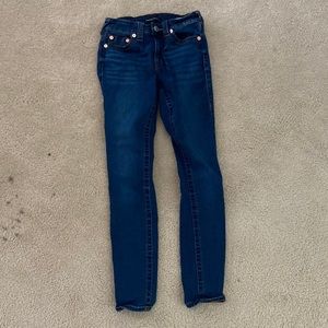 They are Mid Rise and Skinny.